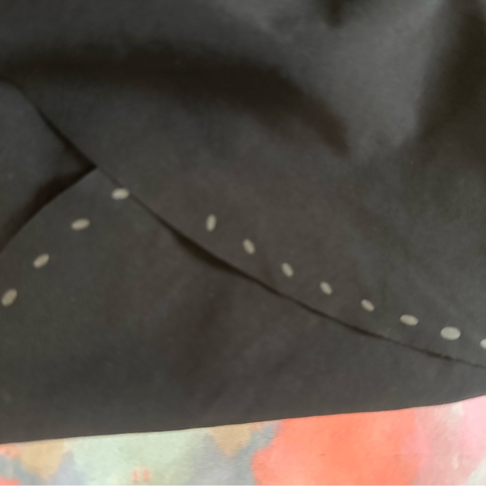 lululemon athletica Black Athletic Shorts side vent overlaps reflector 14 EUC